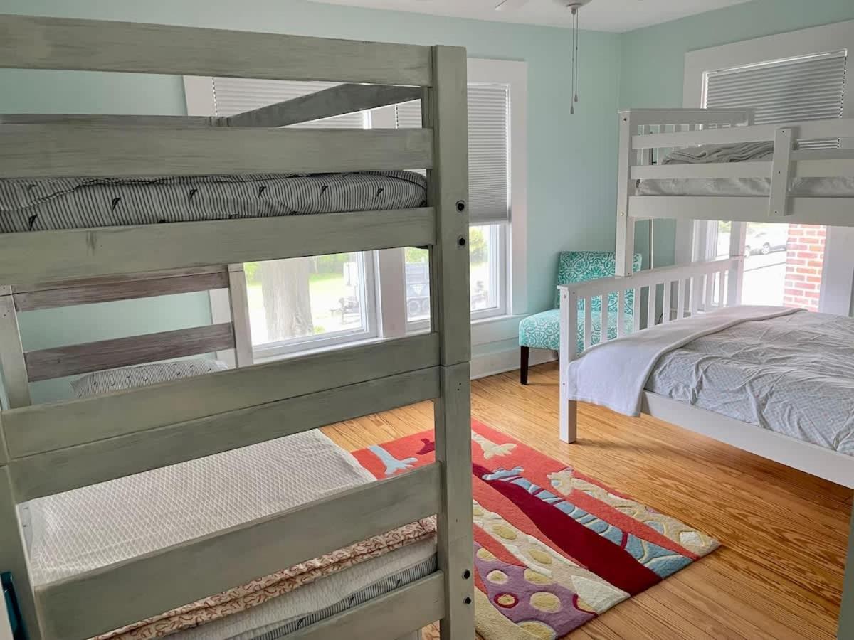 Key Lime Cottage Steps From Cape Charles Beach Екстериор снимка