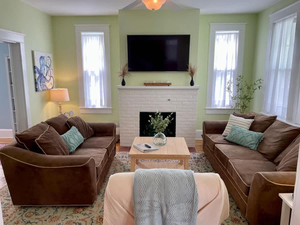 Key Lime Cottage Steps From Cape Charles Beach Екстериор снимка