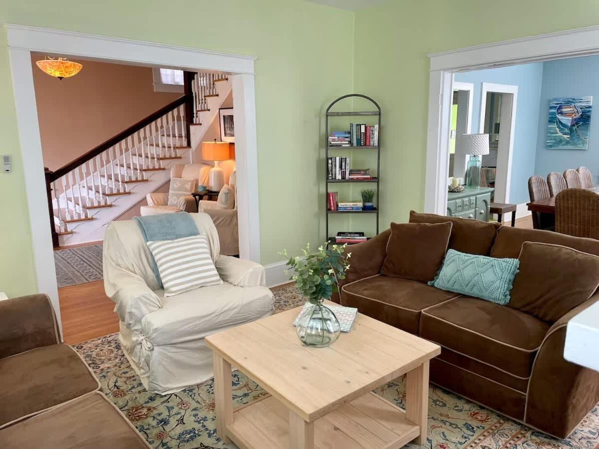 Key Lime Cottage Steps From Cape Charles Beach Екстериор снимка