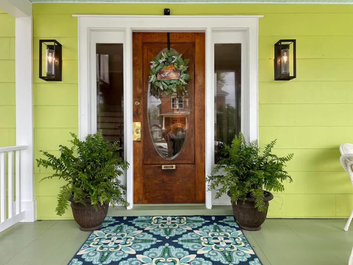 Key Lime Cottage Steps From Cape Charles Beach Екстериор снимка